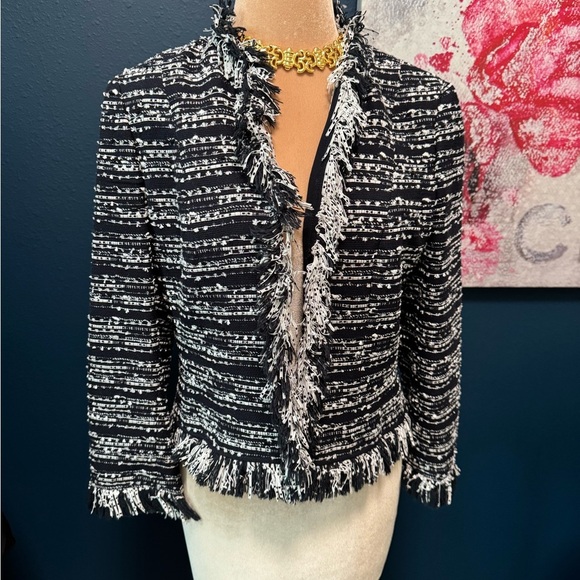 Carlisle Chic Black and White Tweed Silk Lined Jacket Size 8 - Picture 1 of 12
